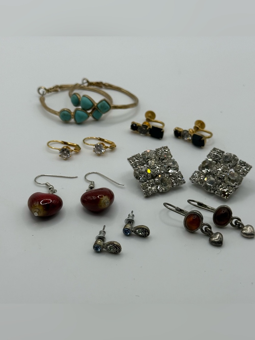 Set of 7 vintage Stone Gold-Tone earrings set